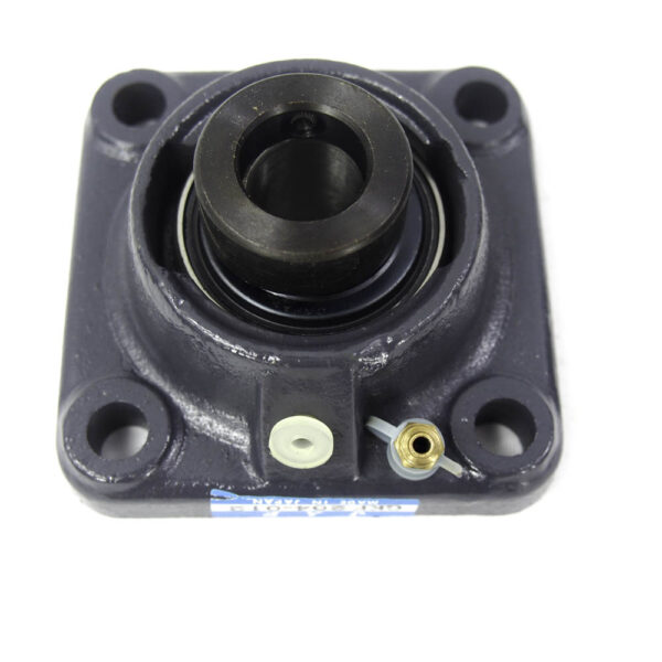 Peer Bearing PER HCFS207-20-TRL 4 Bolt Standard Flange Bearing Unit, Cast Iron, Wide Inner Ring, Relubricable, Eccentric Locking Collar, Triple Lip Seal, 1-1/4" Bore, 3-5/8" Bolt Center
