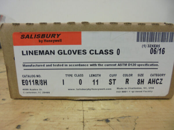 Salisbury E011R/8H 8-1/2 Red Rubber Lineman Gloves
