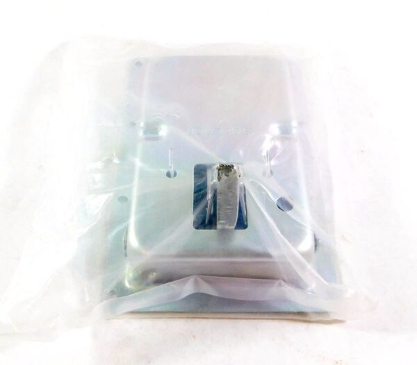 Southco 1XPC5 NonLocking Pivot Pawl Latches (Pack of 5)
