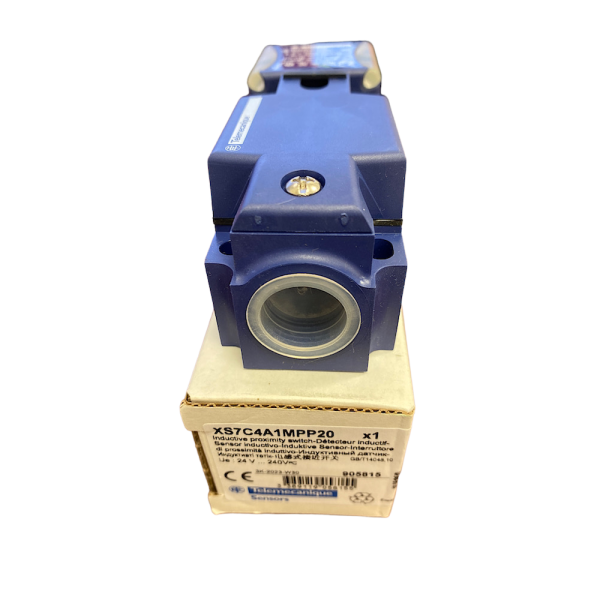 Schneider Electric XS7C4A1MPP20 Proximity Sensor